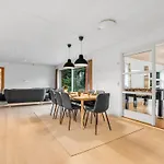 Siggut - 100m From The Sea By Interhome