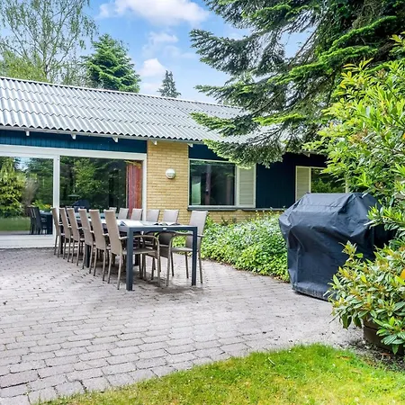Siggut - 100m From The Sea By Interhome Ferienhaus Bøtø By